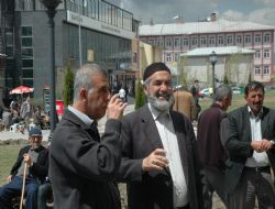 Vakıf şerbeti kapışıldı